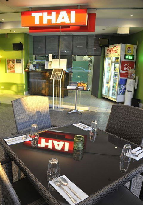 Dr Dax Kitchen - Bridge Guide 5