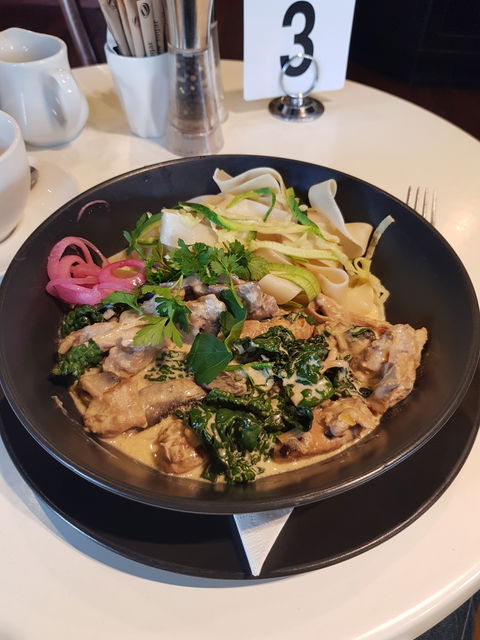 Frederick's Cafe - Click Find 2