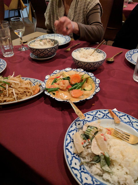 Royal Sri Thai - Bet 4u 4