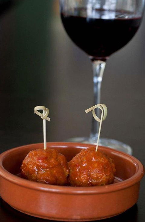 Tapas Tapas Bodega - Click Find 38
