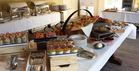 The Carlisle Bar - Click Find 1