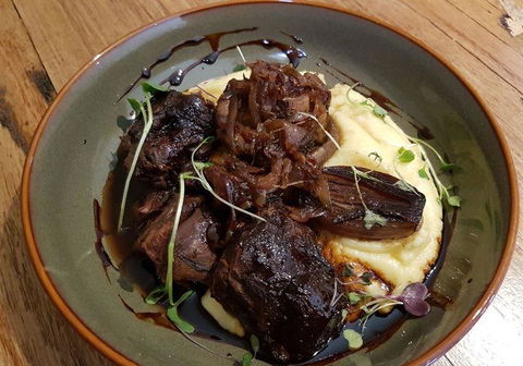 The Carlisle Bar - Click Find 2