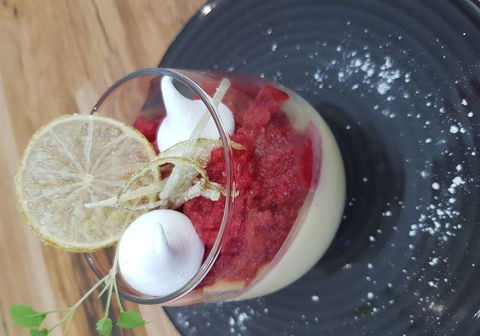 The Carlisle Bar - Click Find 5