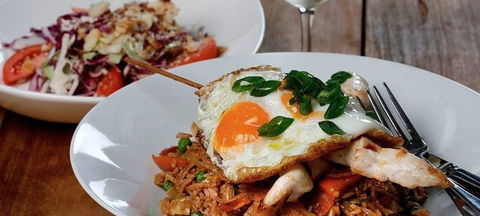 Two Fat Blokes Gourmet Kitchen - Click Find 0