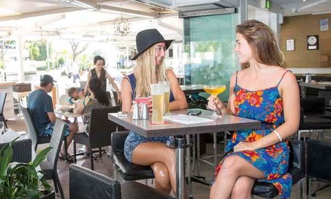 Domani's Cafe Restaurant & Bar - Local Finder 3