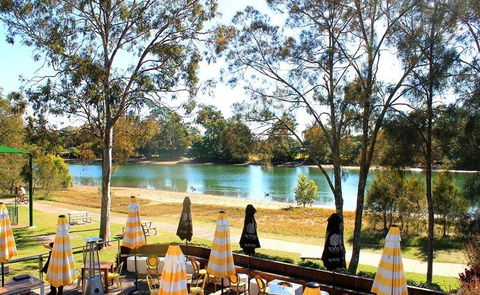 Pondok Bamboe Koening Indonesian Noodle Restaurant - Bridge Guide 8