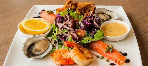 The River Cafe At Beauty Point - Click Find 1
