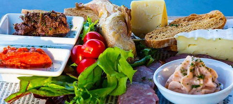 The River Cafe At Beauty Point - Click Find 3