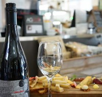 Vaughan's Cafe Deli - Local Finder