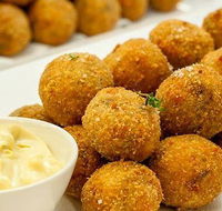 Torng Bai Thai Restaurant - Click Find