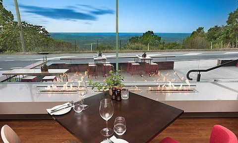 Torng Bai Thai Restaurant - Bridge Guide 10