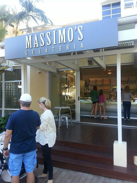 Massimo's Gelateria - Bridge Guide 1