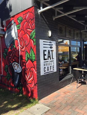 Bruce's Cafe - Bet 4u 0