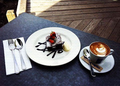 Lush Coffee Lounge - DBD 7