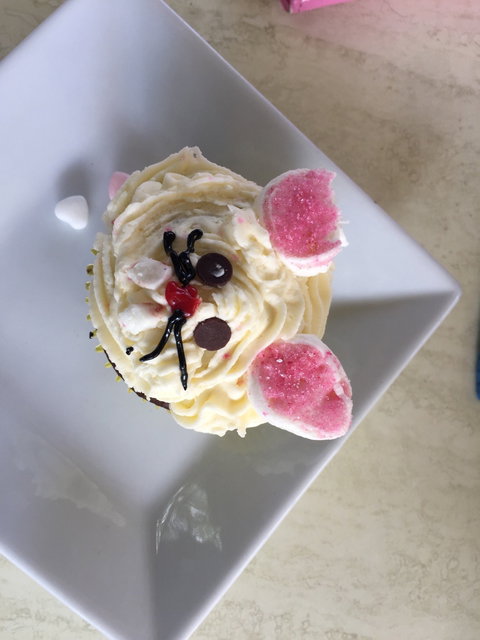 Sweethearts Cafe - Click Find 2