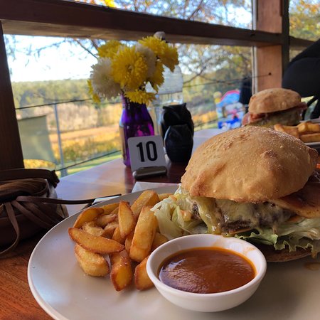 Hainault Vineyard & Cafe - Bridge Guide 0