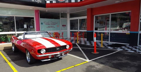 RJ's Rock N Roll Diner - Click Find 9
