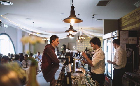 Sneaky's Restaurant - Bridge Guide 0