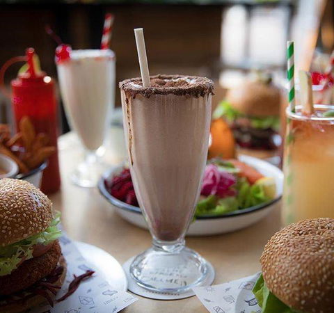 Main Street Burger Bar - Bet 4u 5