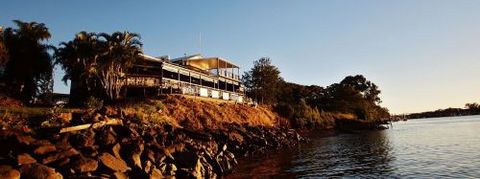The Rock Bar And Grill - Click Find 5