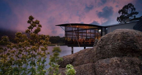 Cuisine Restaurant & Bar - Bet 4u 7