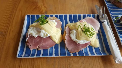 Sea Side Cafe - Click Find 0