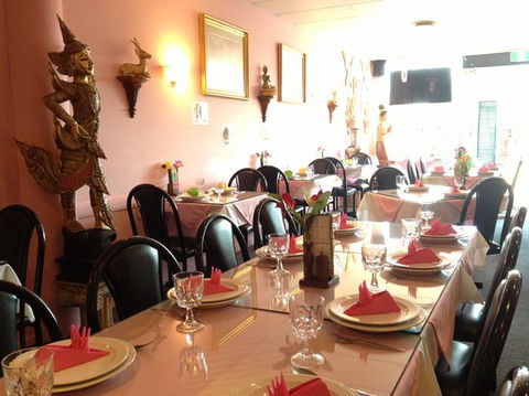 Amphawa Thai Restaurant - Click Find 0