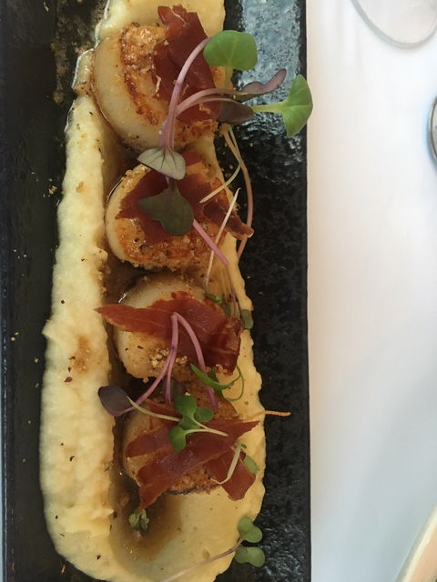 Domani's Cafe Restaurant Bar - Local Finder 5