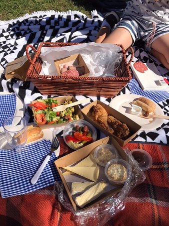O’Reilly’s Canungra Valley Vineyards - Click Find 0