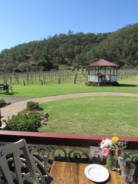 O’Reilly’s Canungra Valley Vineyards - Click Find 1