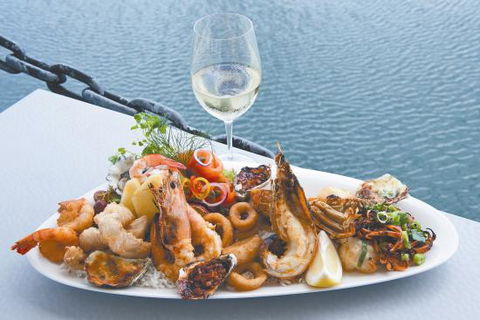 Omeros Bros Seafood Restaurant - Local Finder 0