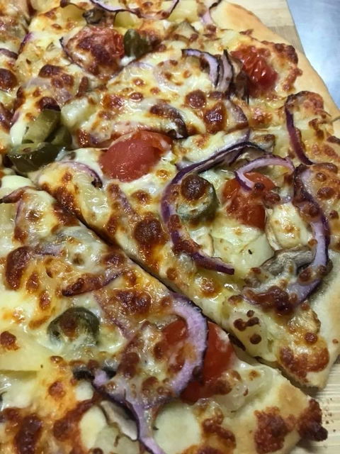 Siracusa Pizza Pasta Cafe - Bet 4u 4