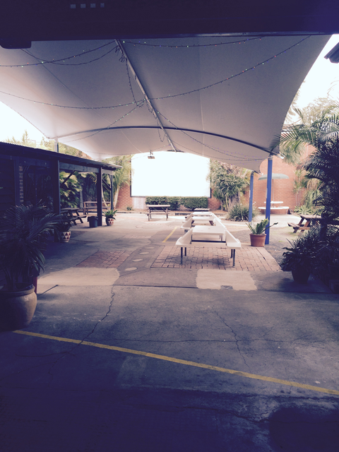 Royal Hotel Motel - Bet 4u 3