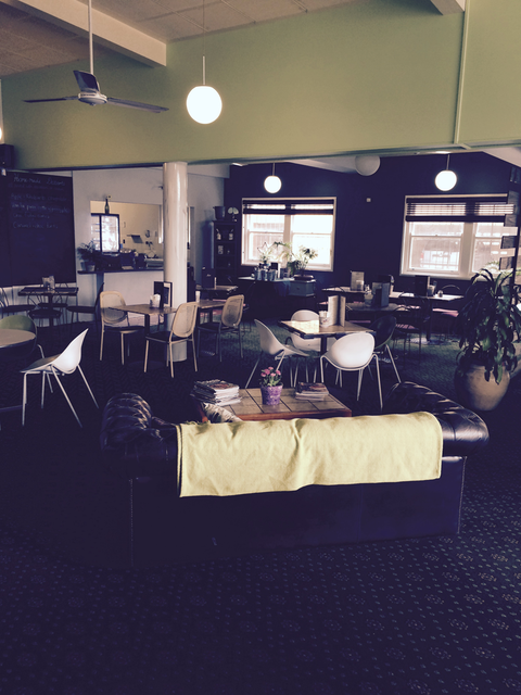 Royal Hotel Motel - Bet 4u 4