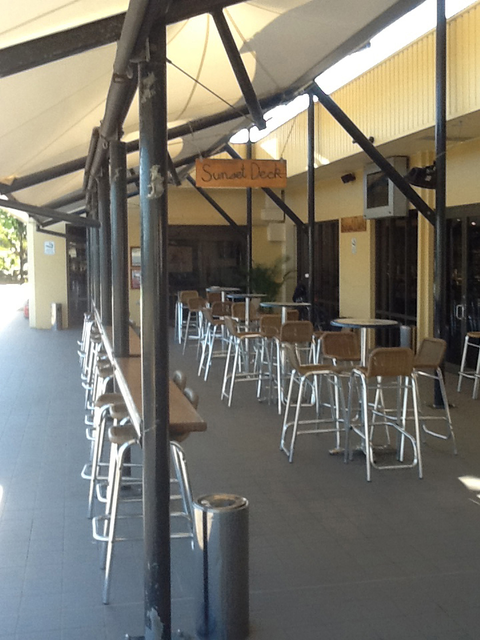 Tea Gardens Country Club & Motel - Local Finder 2