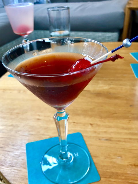 Ricky’s River Bar & Restaurant - Bridge Guide 2