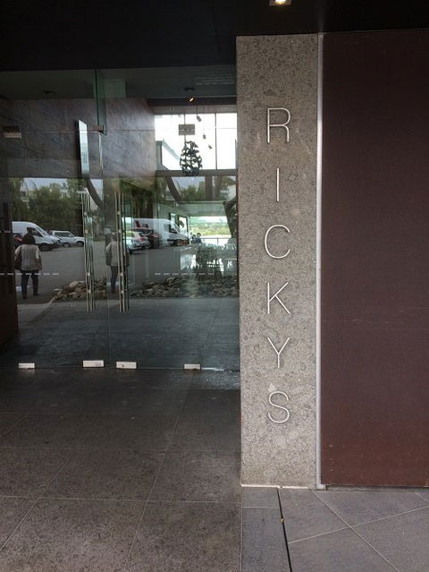 Ricky’s River Bar & Restaurant - Bridge Guide 6