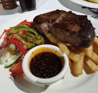 Desert Oaks Bistro - Click Find