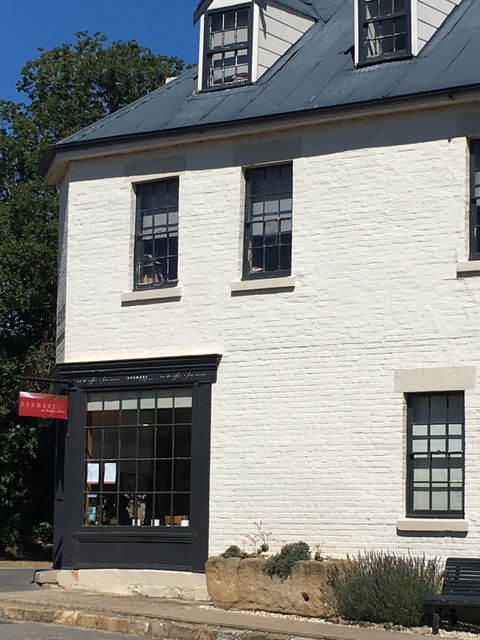 Ashmore On Bridge Street - DBD 7
