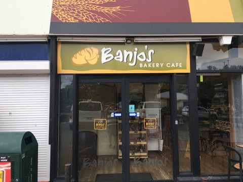 Banjo's Bakery&Cafe - Bet 4u 0