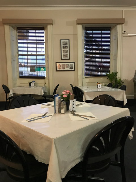 Blenheim Inn Hotel - Bridge Guide 2