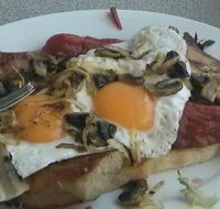 Cafe on King - Bet 4u