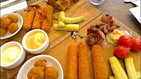 El Perro Tapas & Pizza - Click Find 0