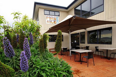 Fire & Ice Cafe - DBD 0