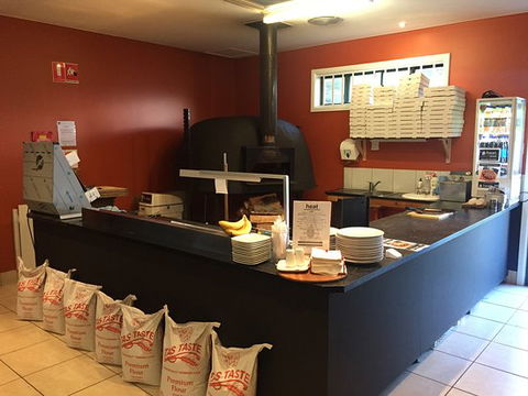 Heat Woodfired Pizza - Click Find 0