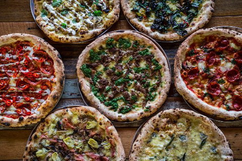 Local Pizza - Bet 4u 0