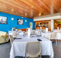 Restaurant  Bar