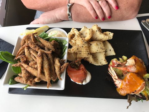 The Beach Restaurant - Click Find 0