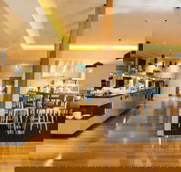 Altitude Restaurant  Lounge Bar - Bet 4u
