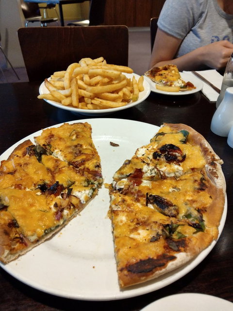 Comfort Inn The Pier Restaurant - Bet 4u 4